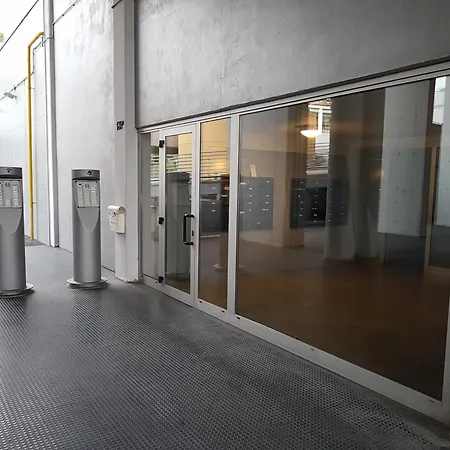 Airport Orio Studio 아파트 *